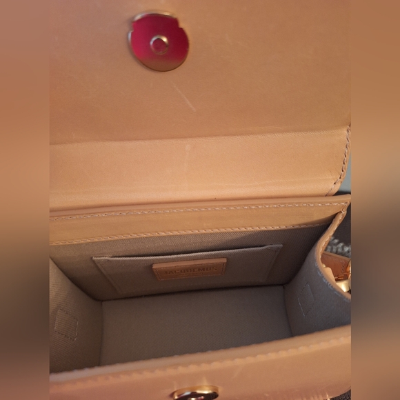 Jacquemus Le Chiquito Moyen - Picture 7 of 8